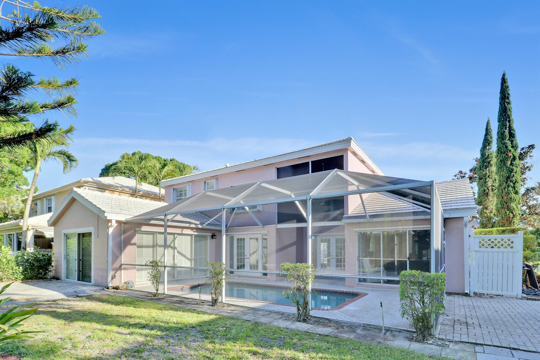 9125 SE Deerberry Place