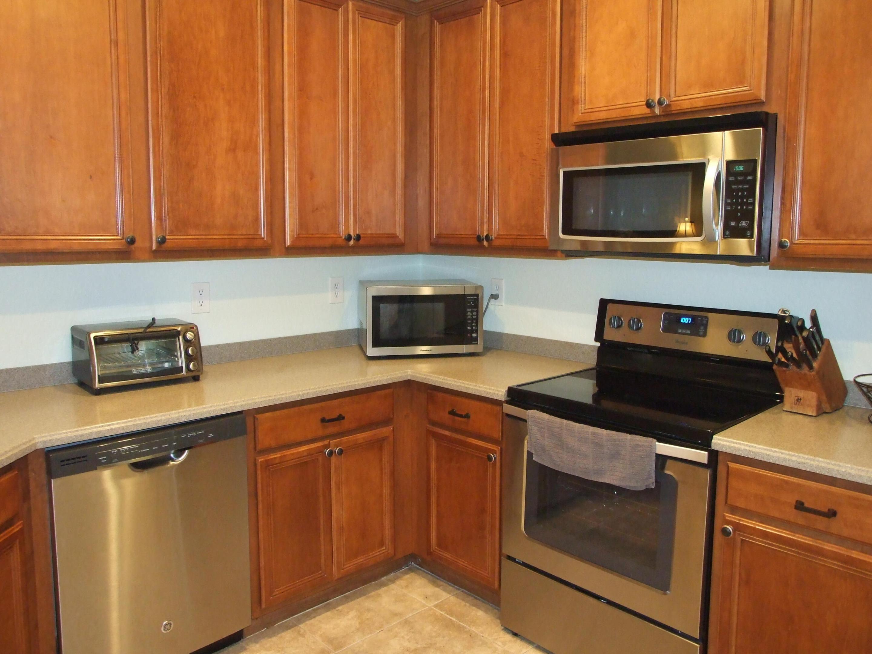 156 Village Boulevard E