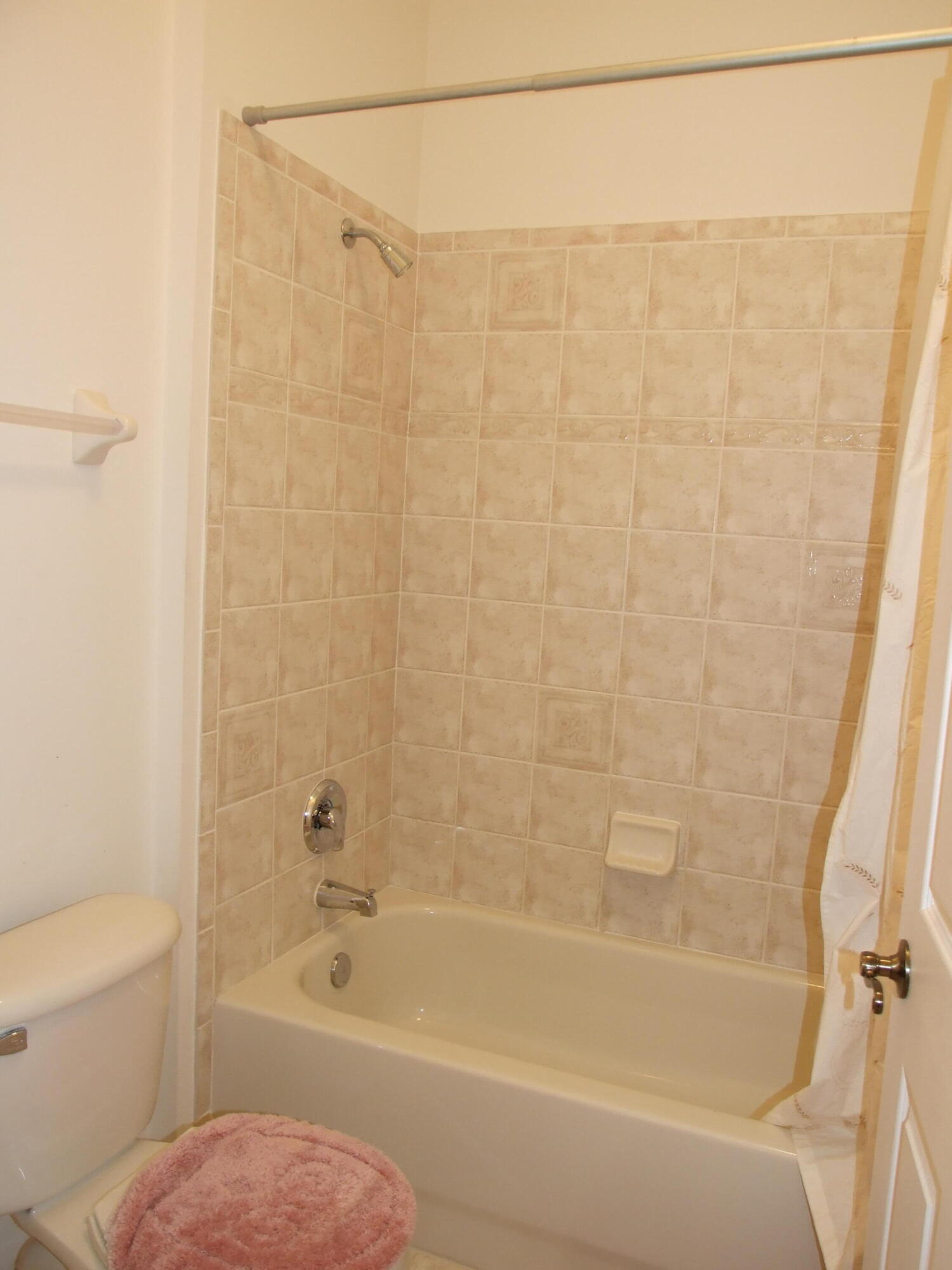 156 Village Boulevard E