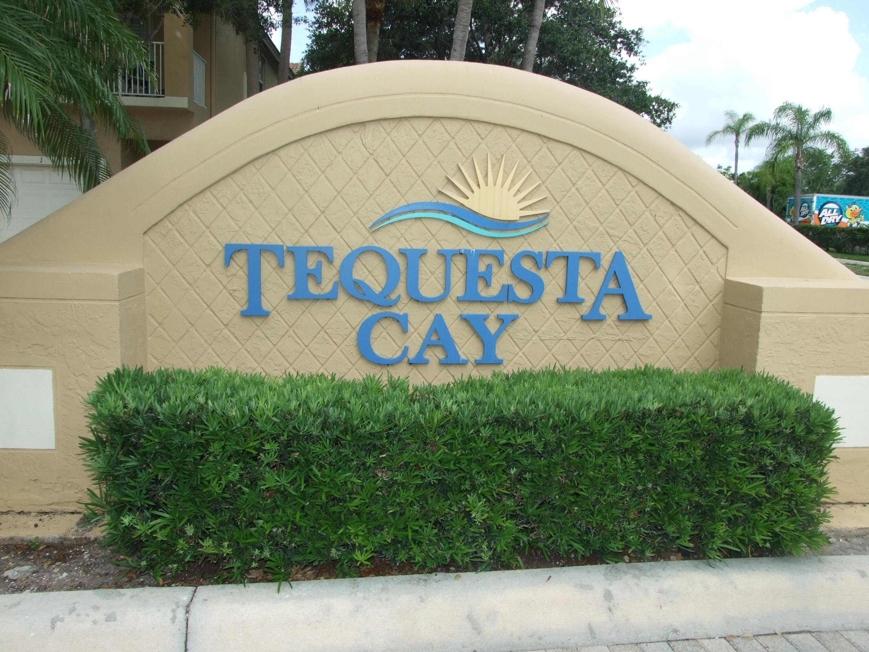 156 Village Boulevard E