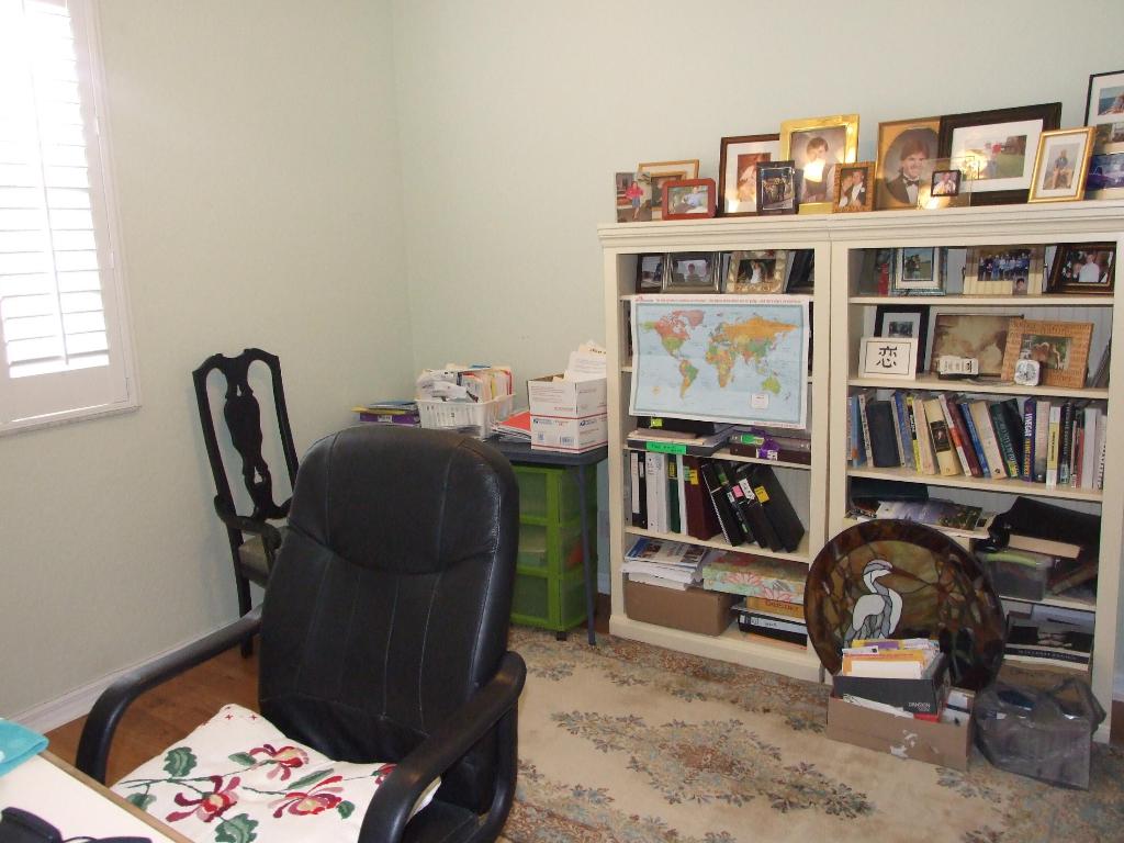 156 Village Boulevard E