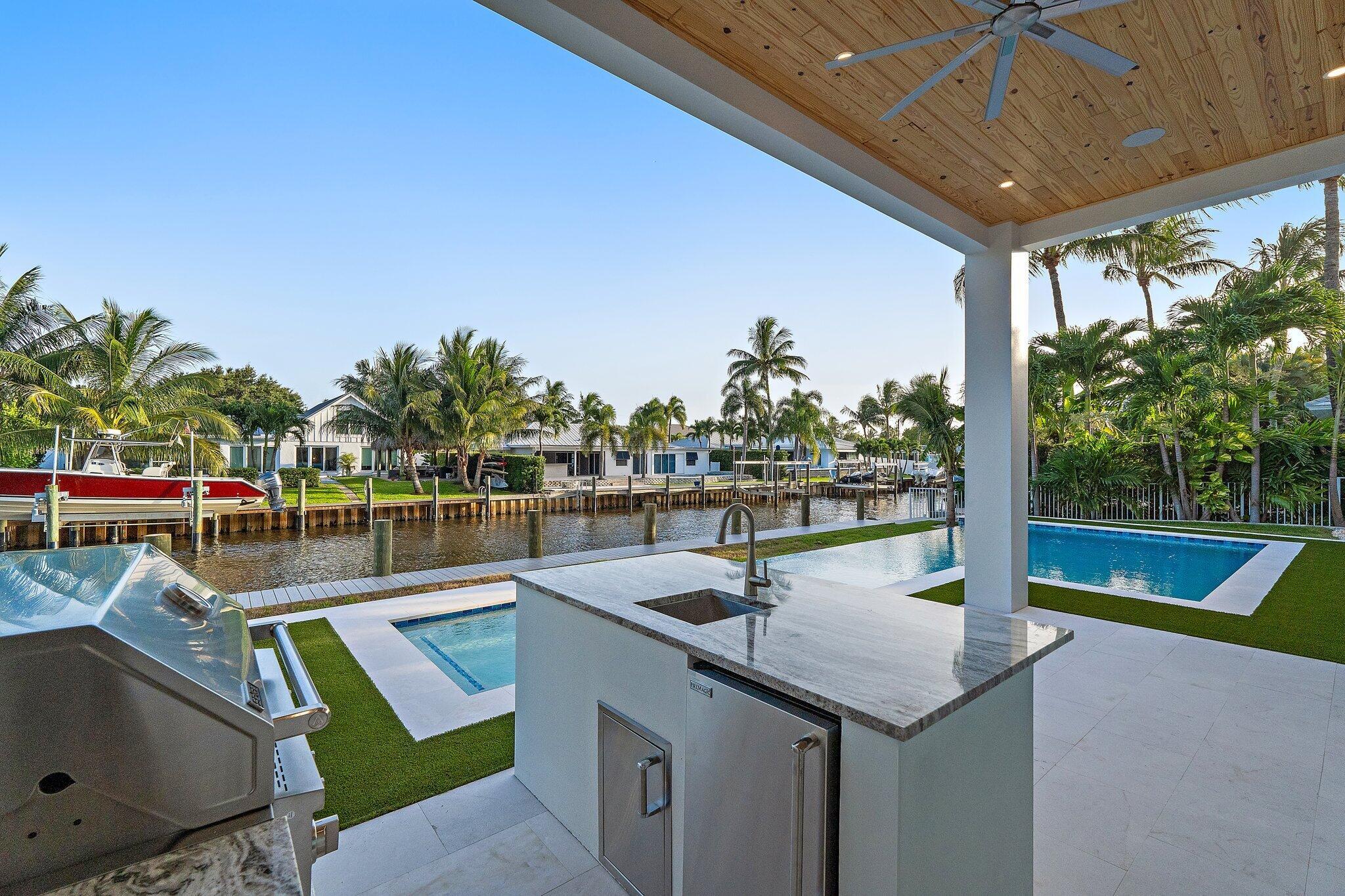 20 Tradewinds Circle