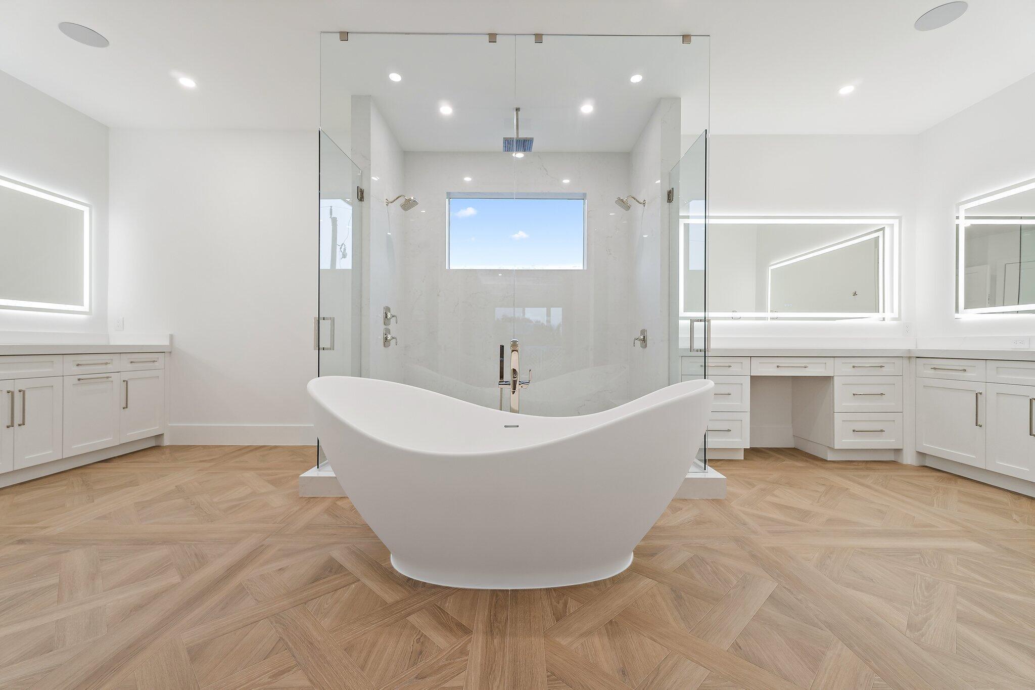 20 Tradewinds Circle