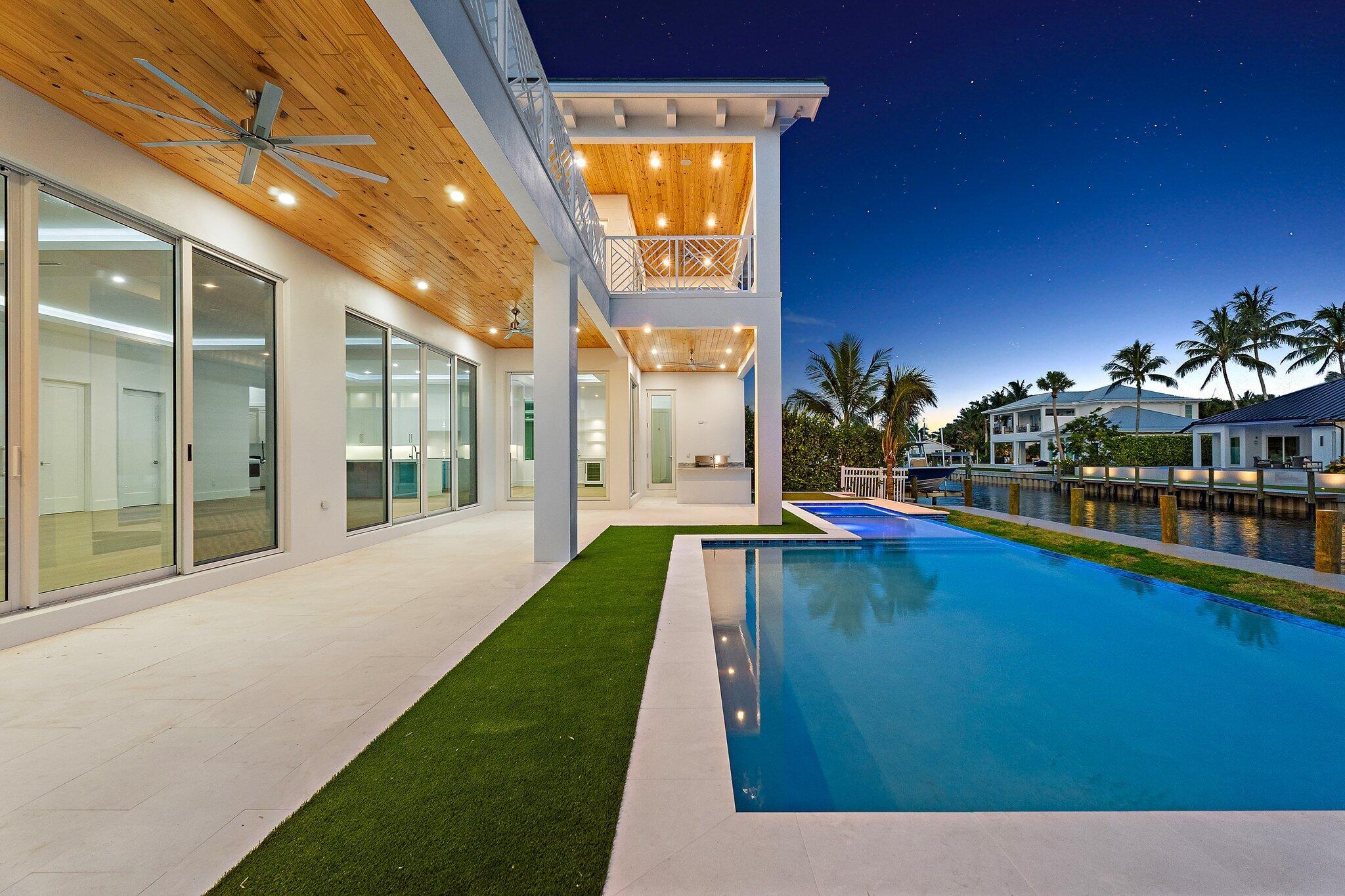 20 Tradewinds Circle