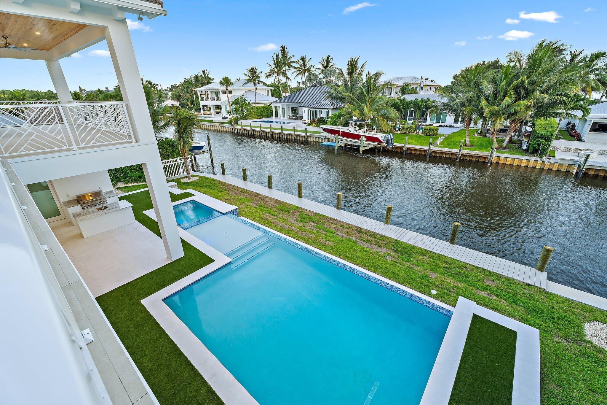 20 Tradewinds Circle