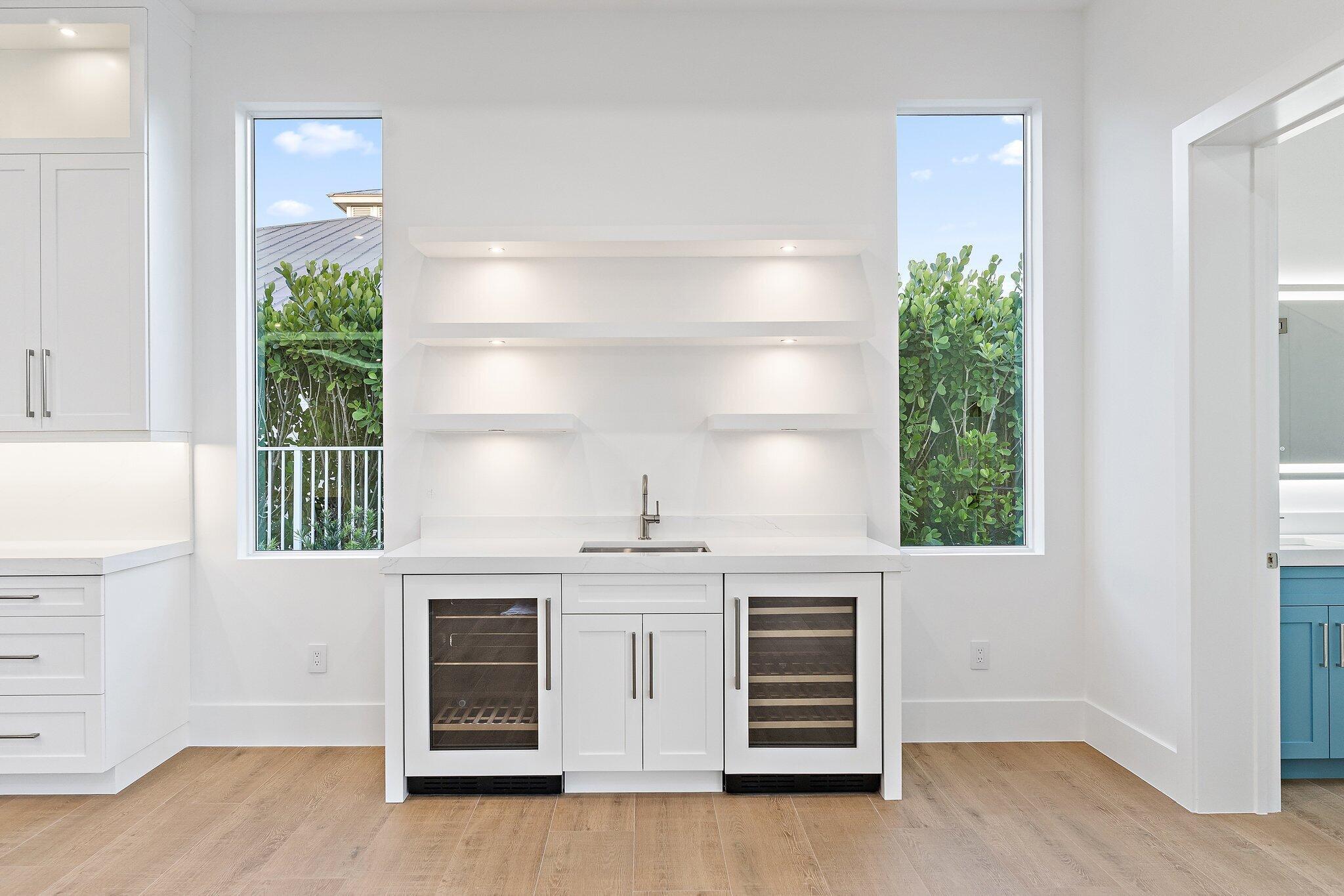 20 Tradewinds Circle