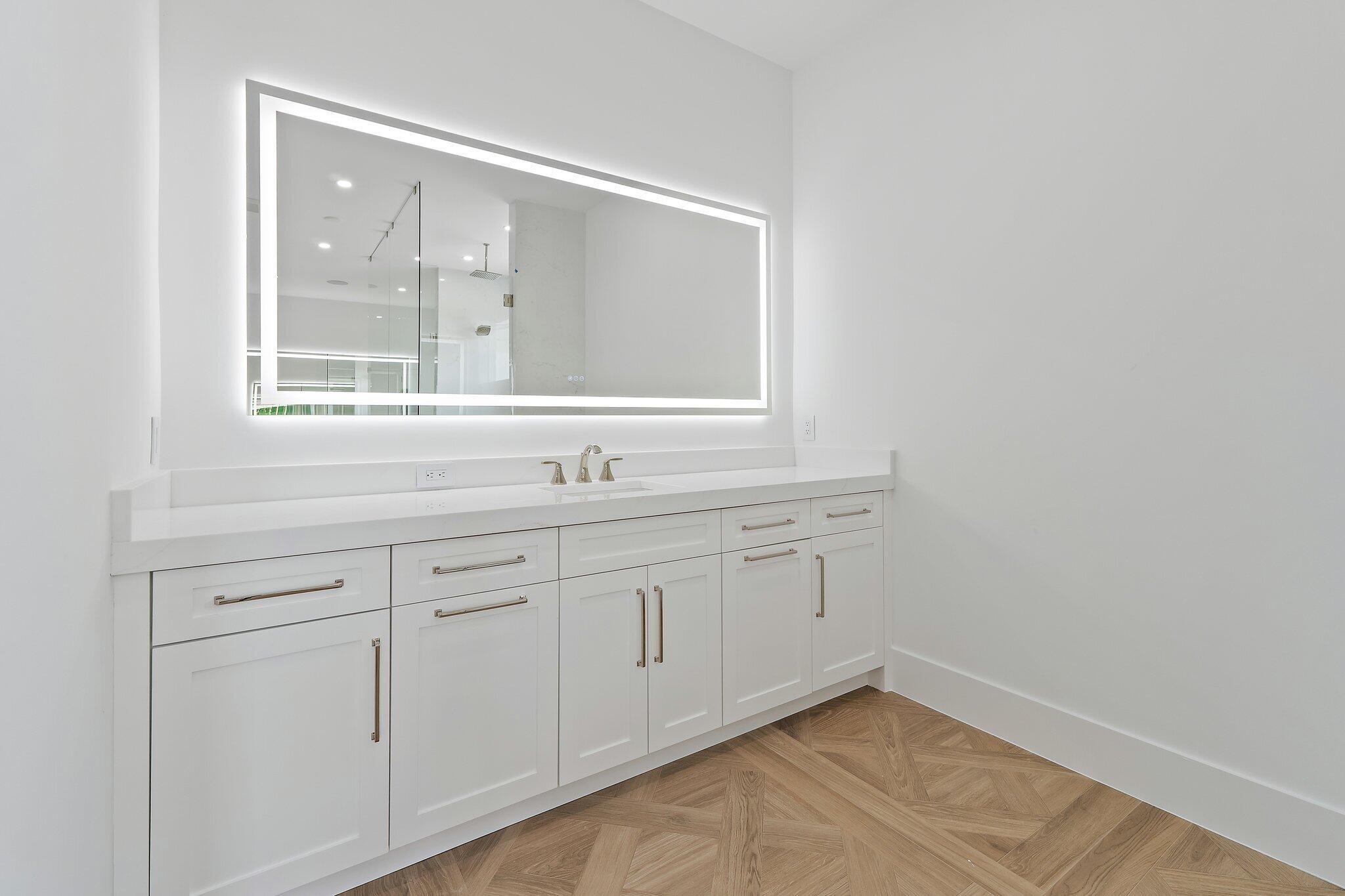 20 Tradewinds Circle