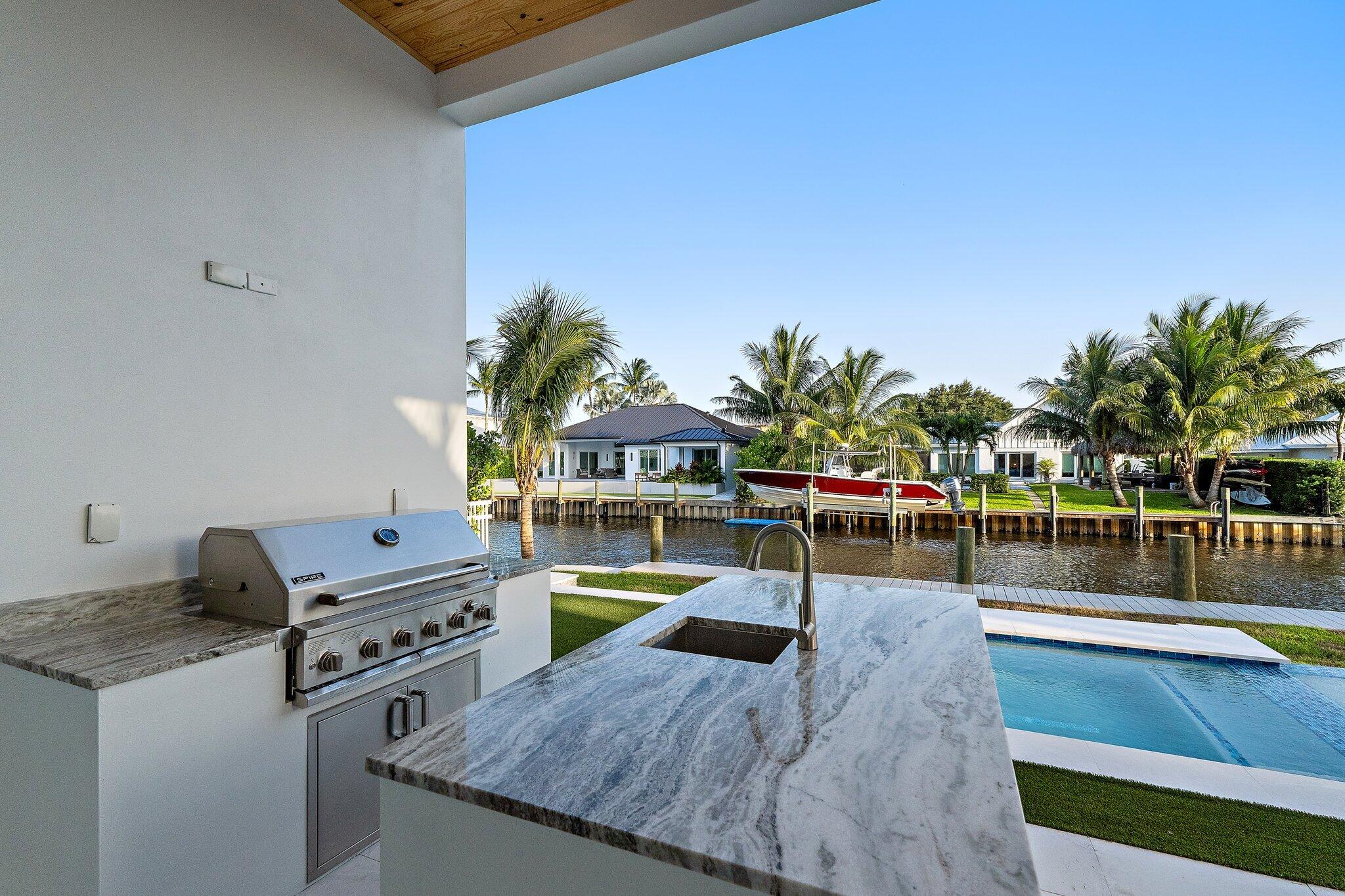 20 Tradewinds Circle