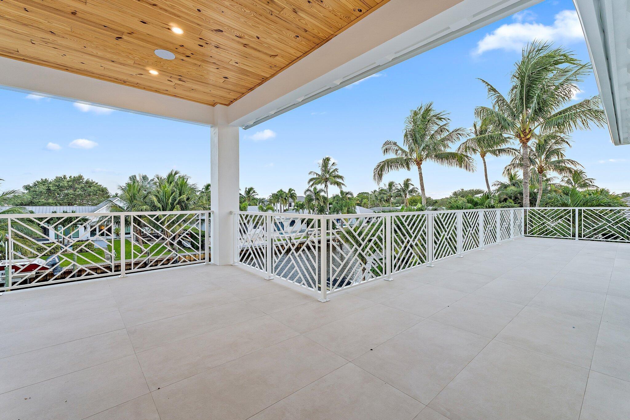 20 Tradewinds Circle