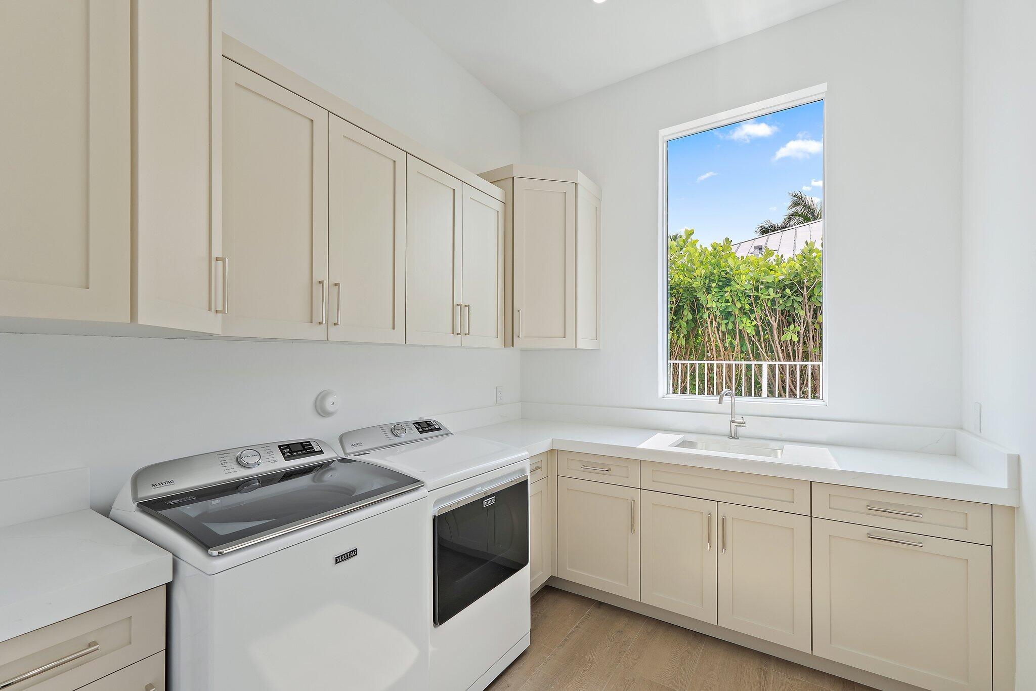 20 Tradewinds Circle