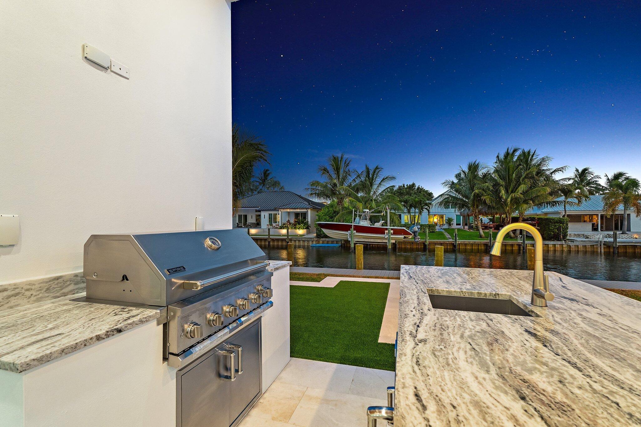 20 Tradewinds Circle