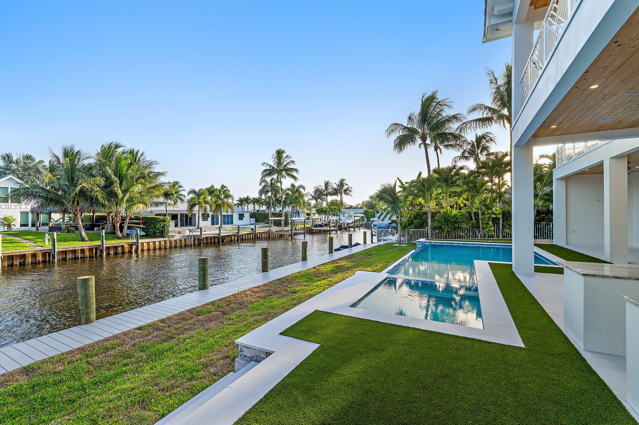 20 Tradewinds Circle