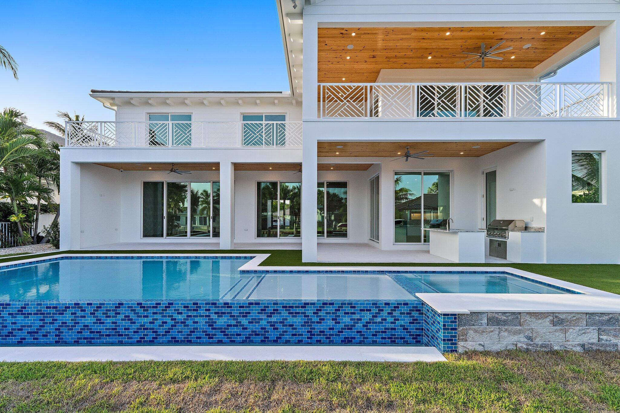 20 Tradewinds Circle