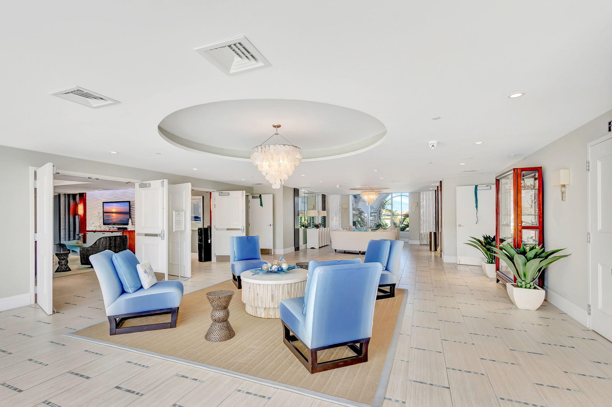 2000 S Highway A1a N602