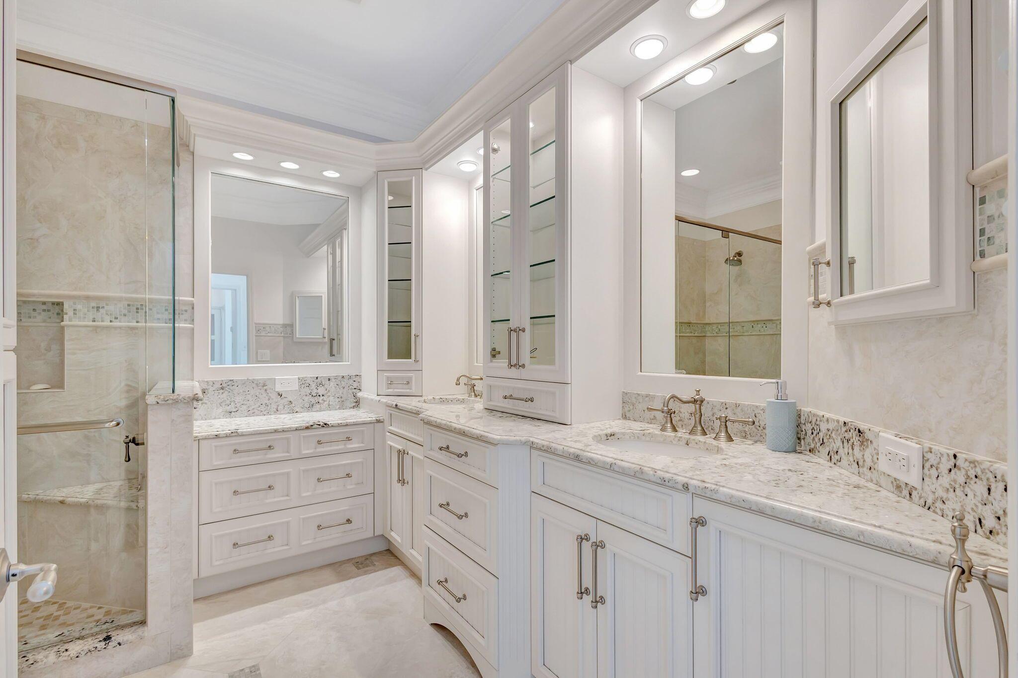 2000 S Highway A1a N602