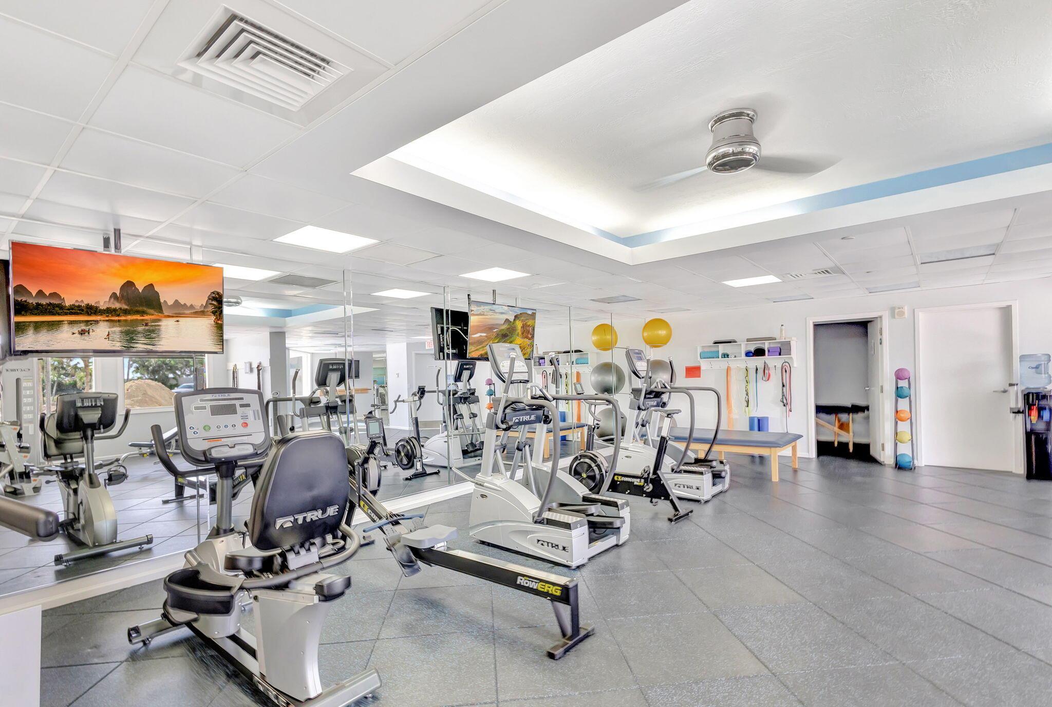 2000 S Highway A1a N602