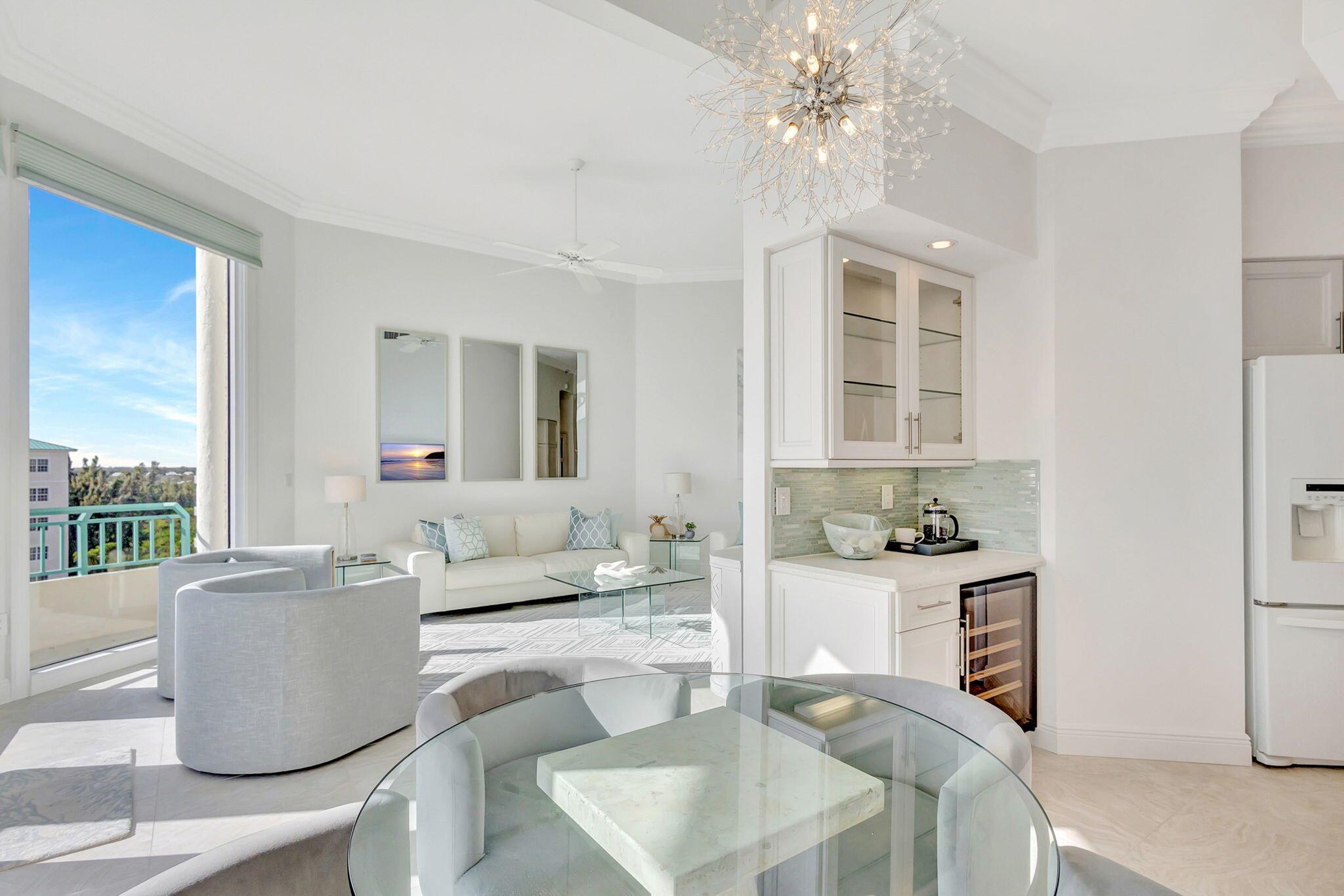 2000 S Highway A1a N602