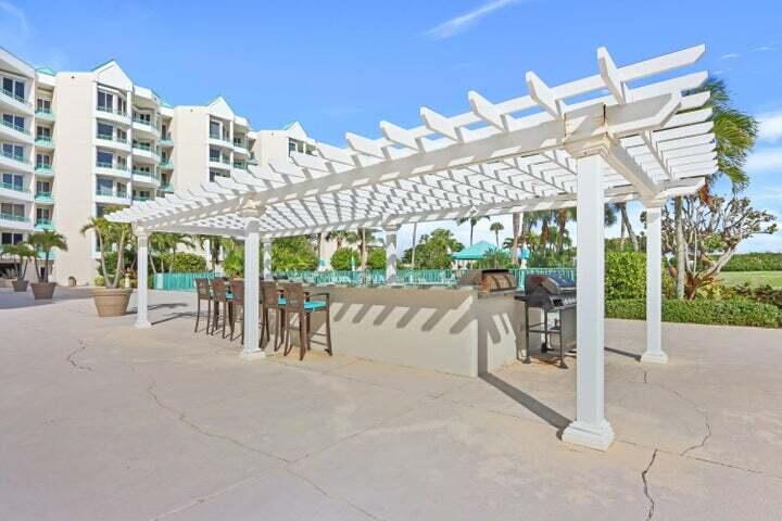 2000 S Highway A1a N602