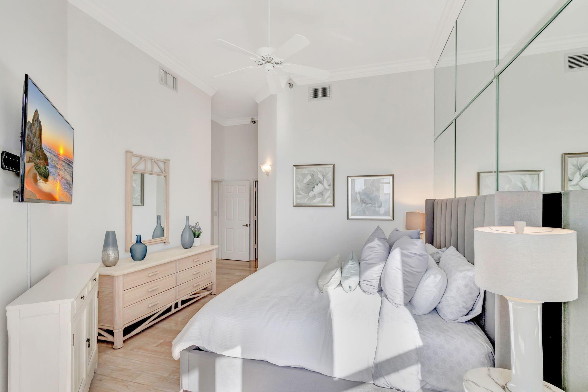 2000 S Highway A1a N602