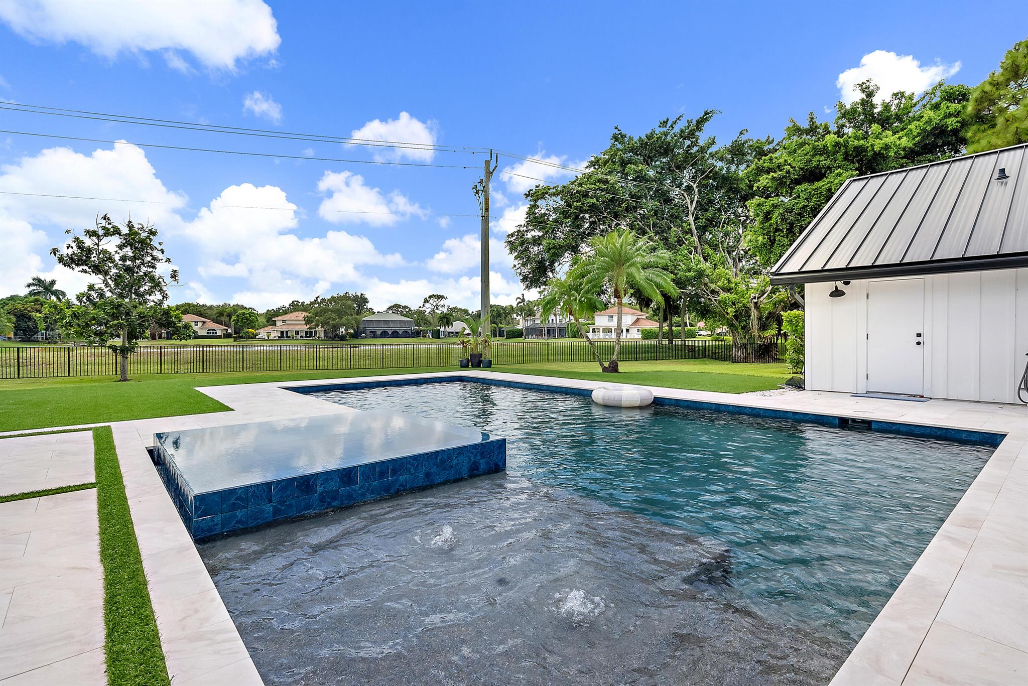 6204 Sand Pine Court