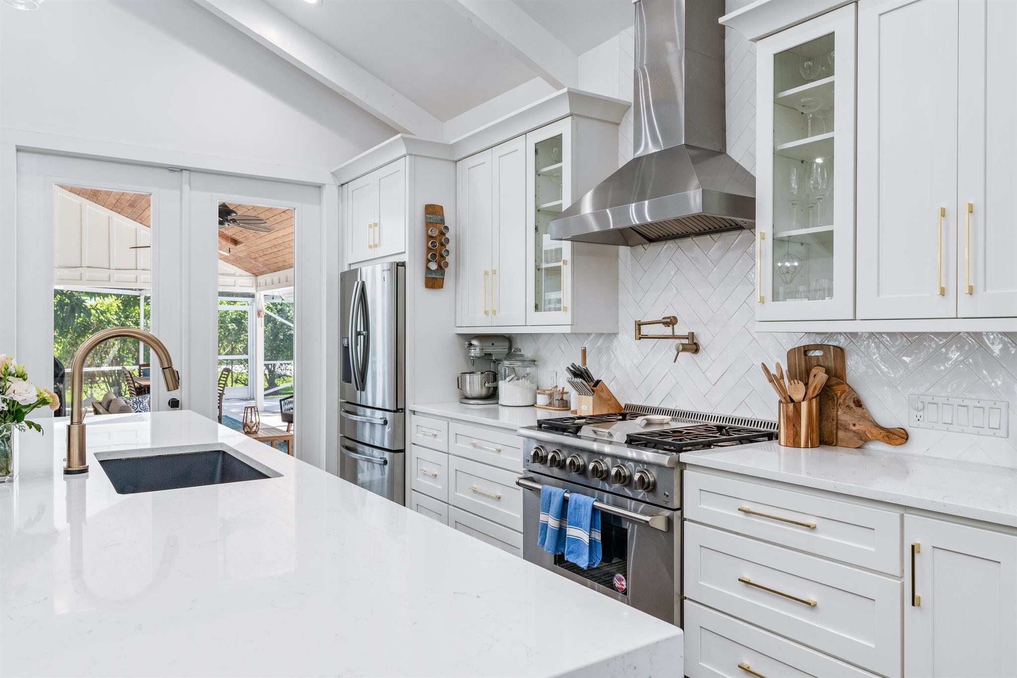 6204 Sand Pine Court