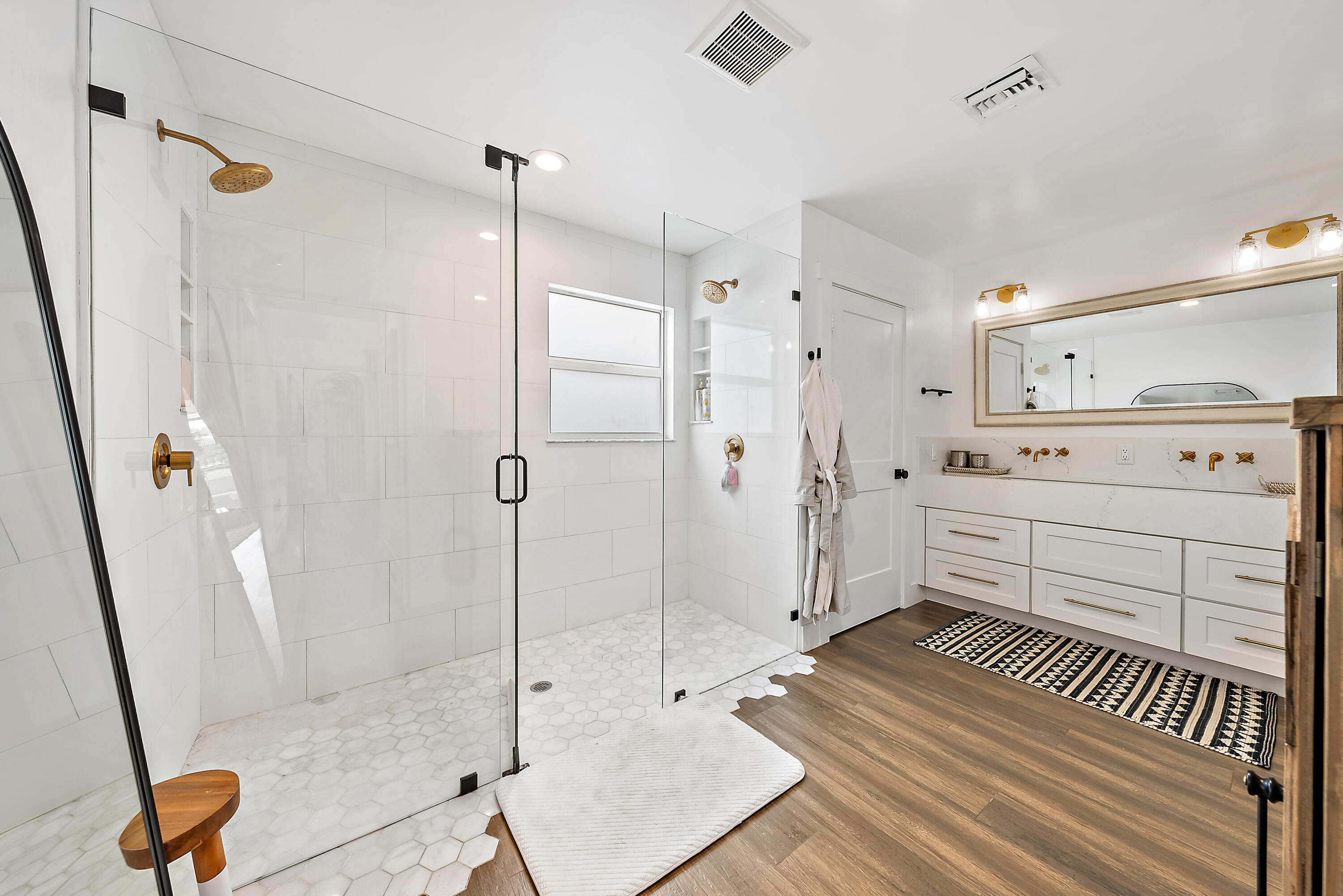 6204 Sand Pine Court