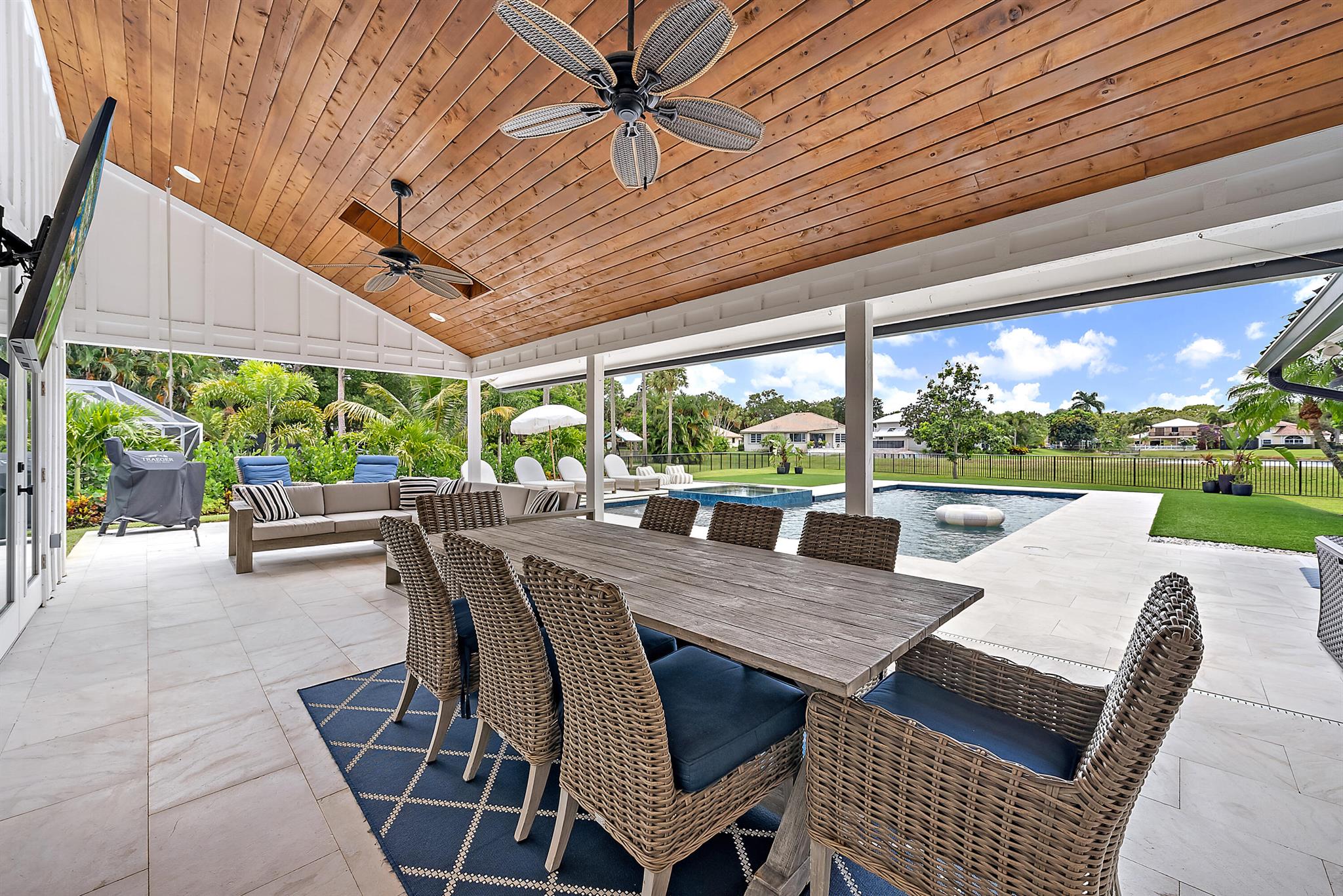 6204 Sand Pine Court