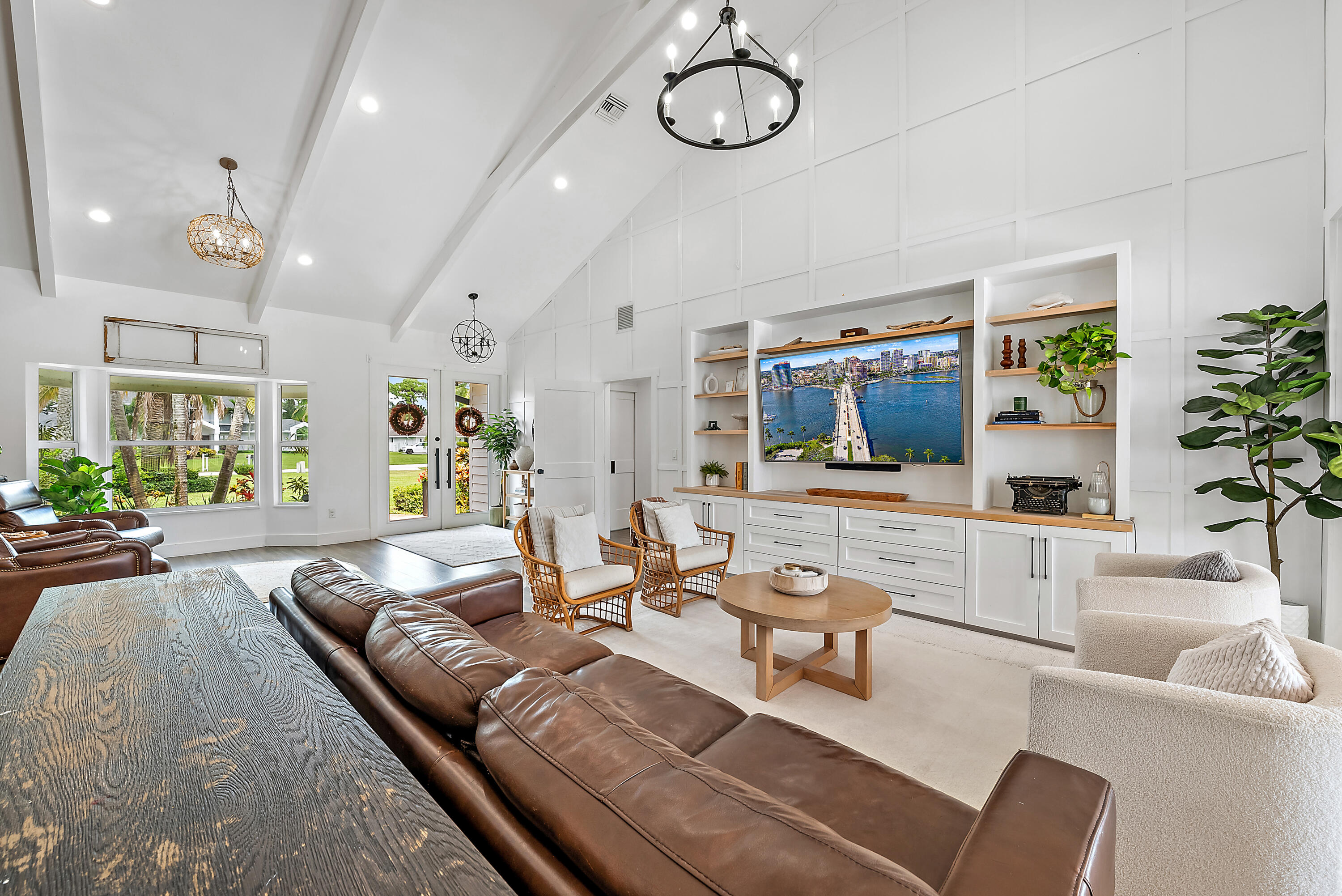 6204 Sand Pine Court