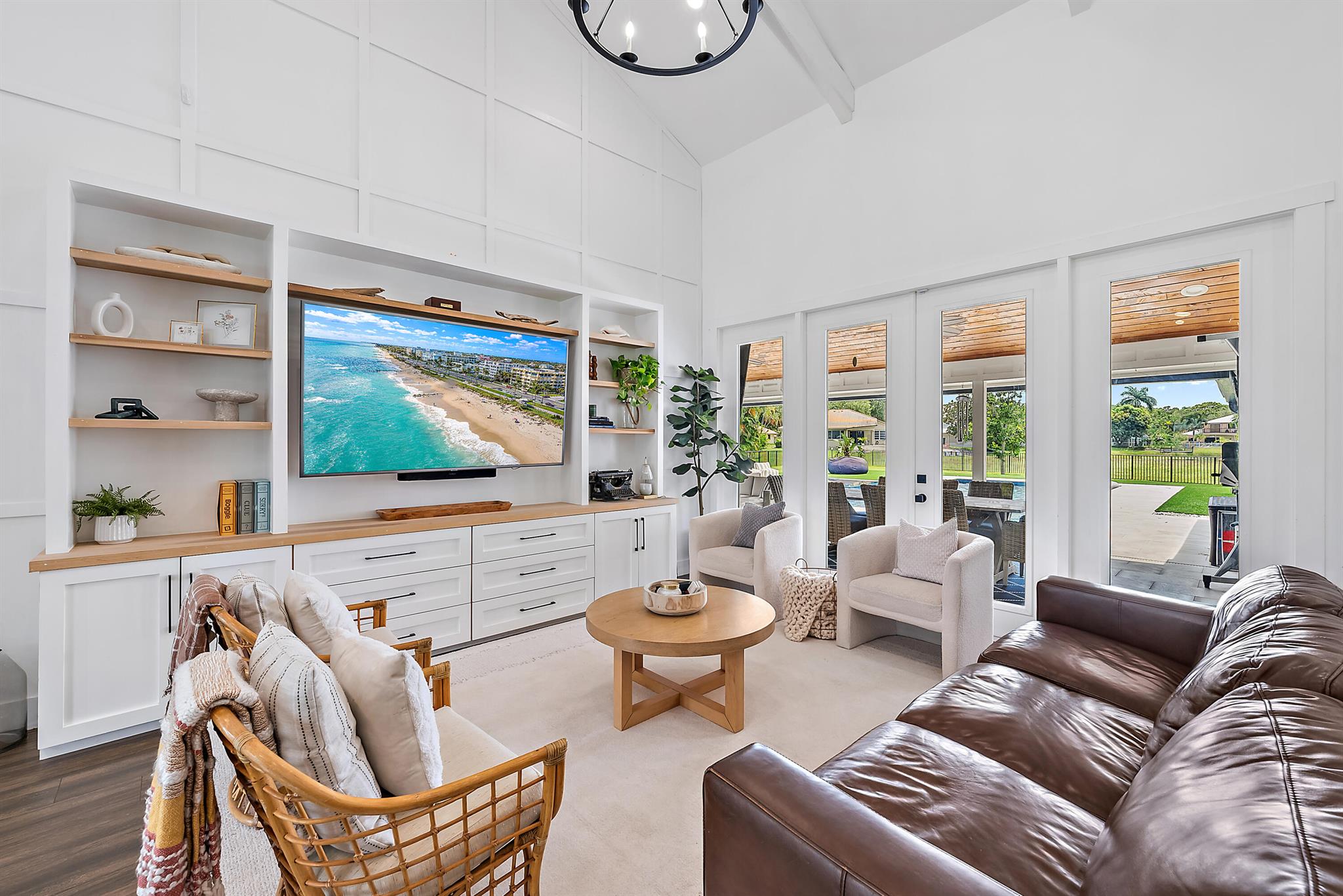 6204 Sand Pine Court