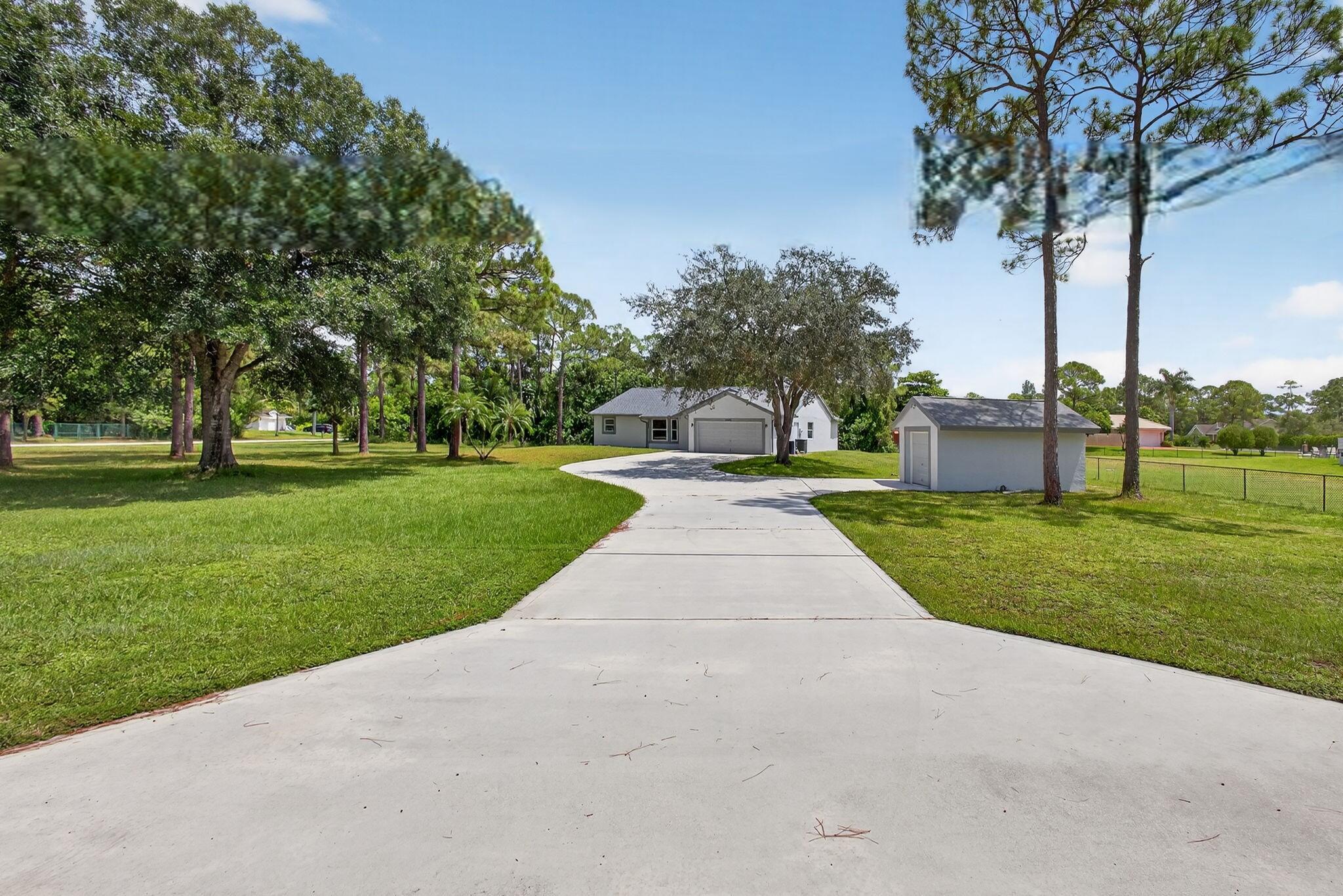 16476 86th Street N