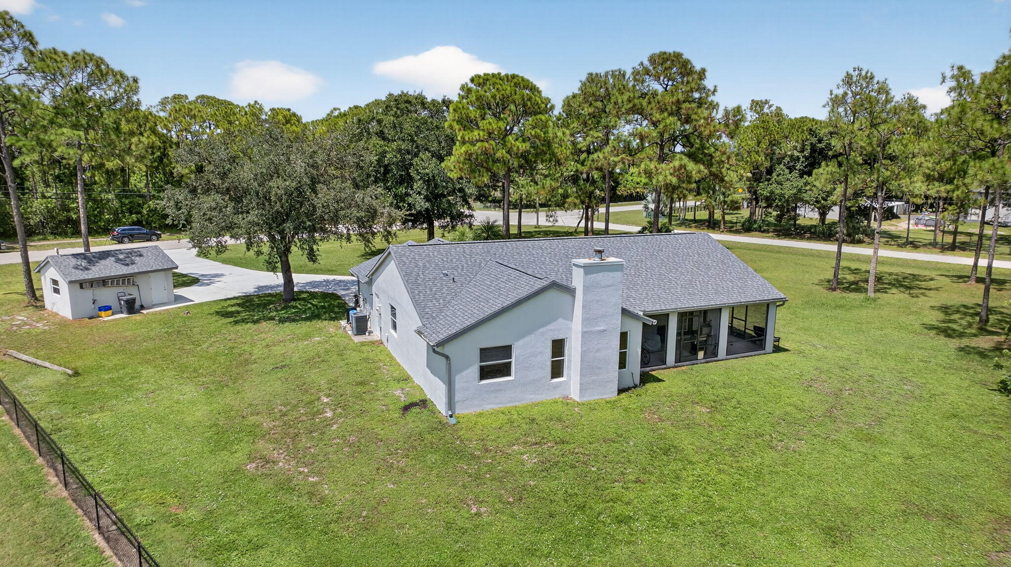 16476 86th Street N