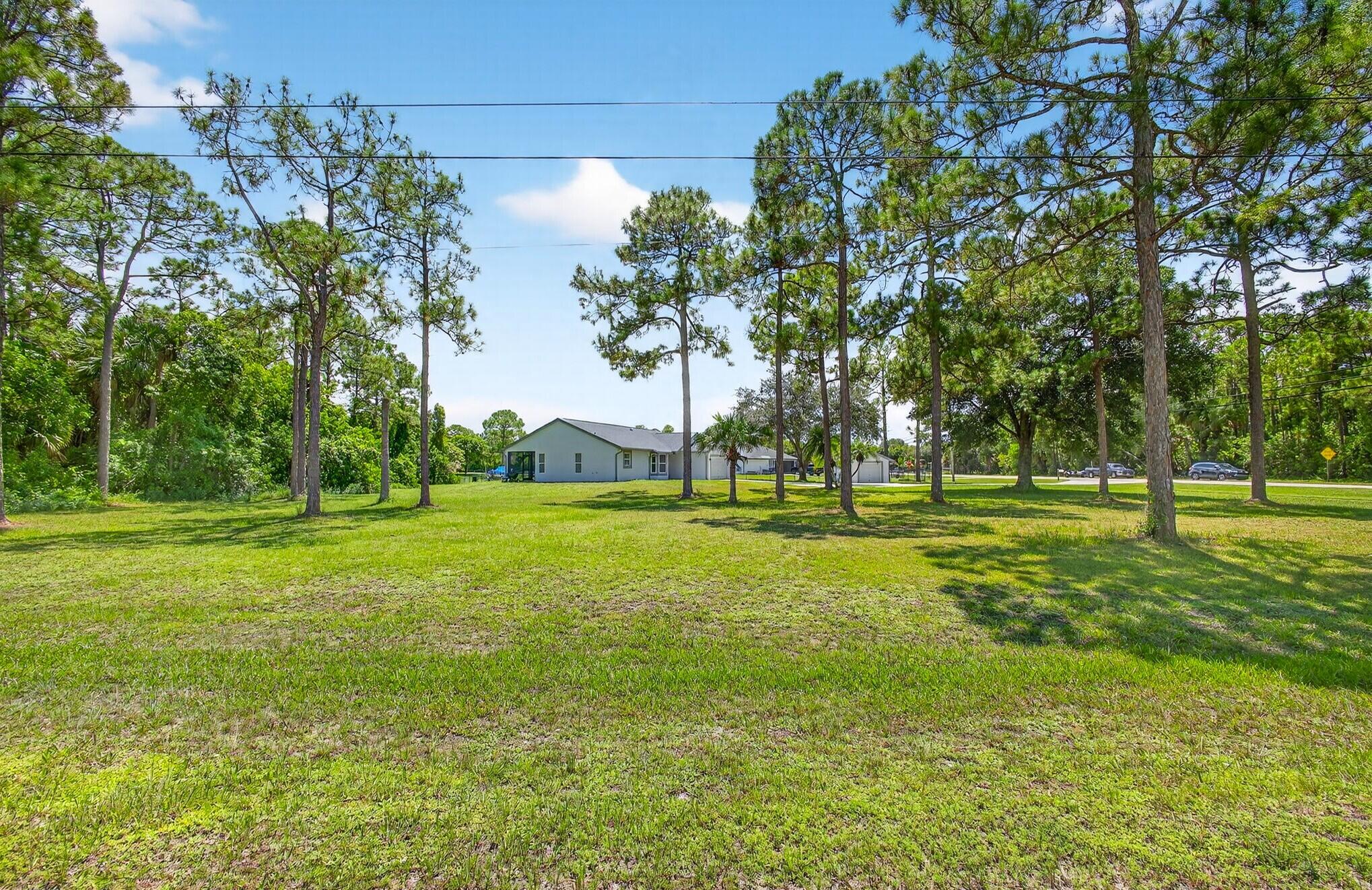 16476 86th Street N