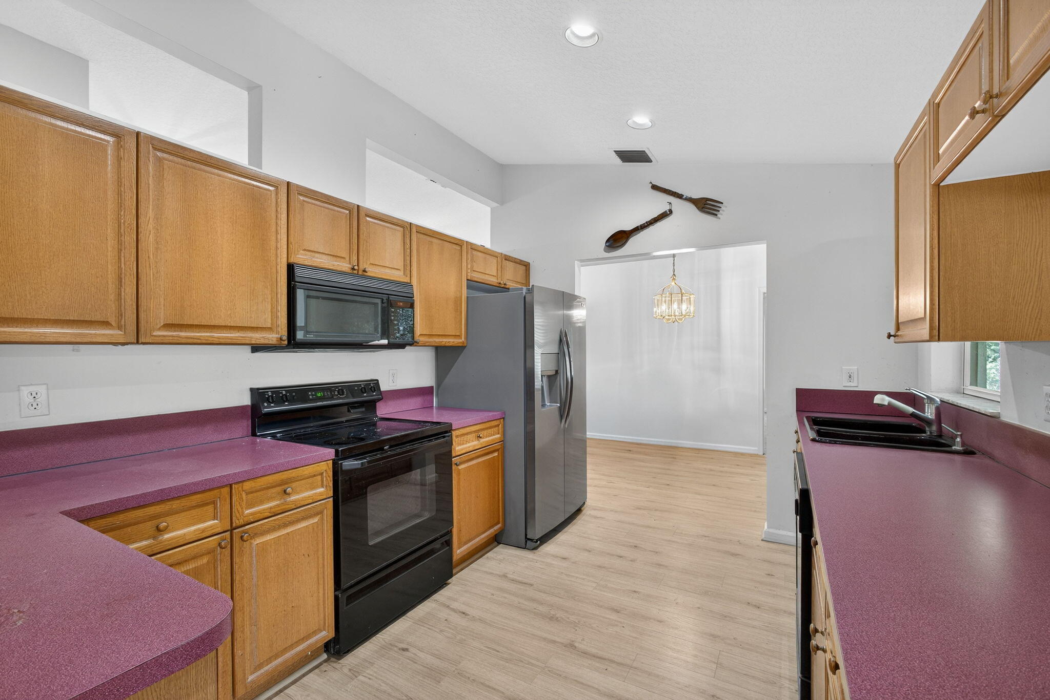 16476 86th Street N