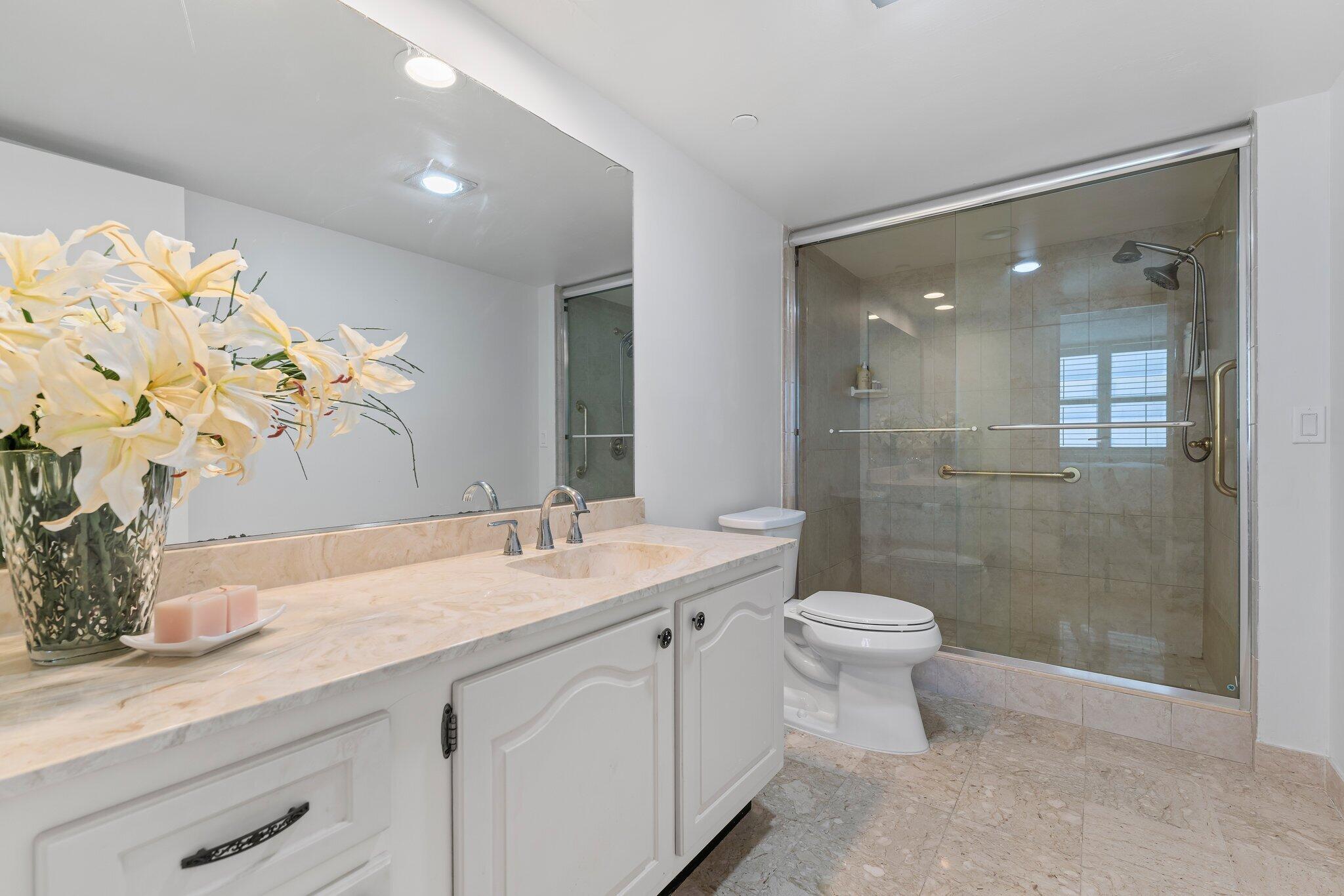 500 Ocean Drive W-4c