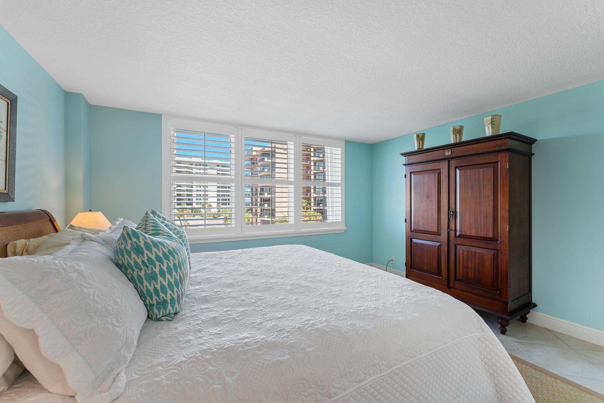 500 Ocean Drive W-4c
