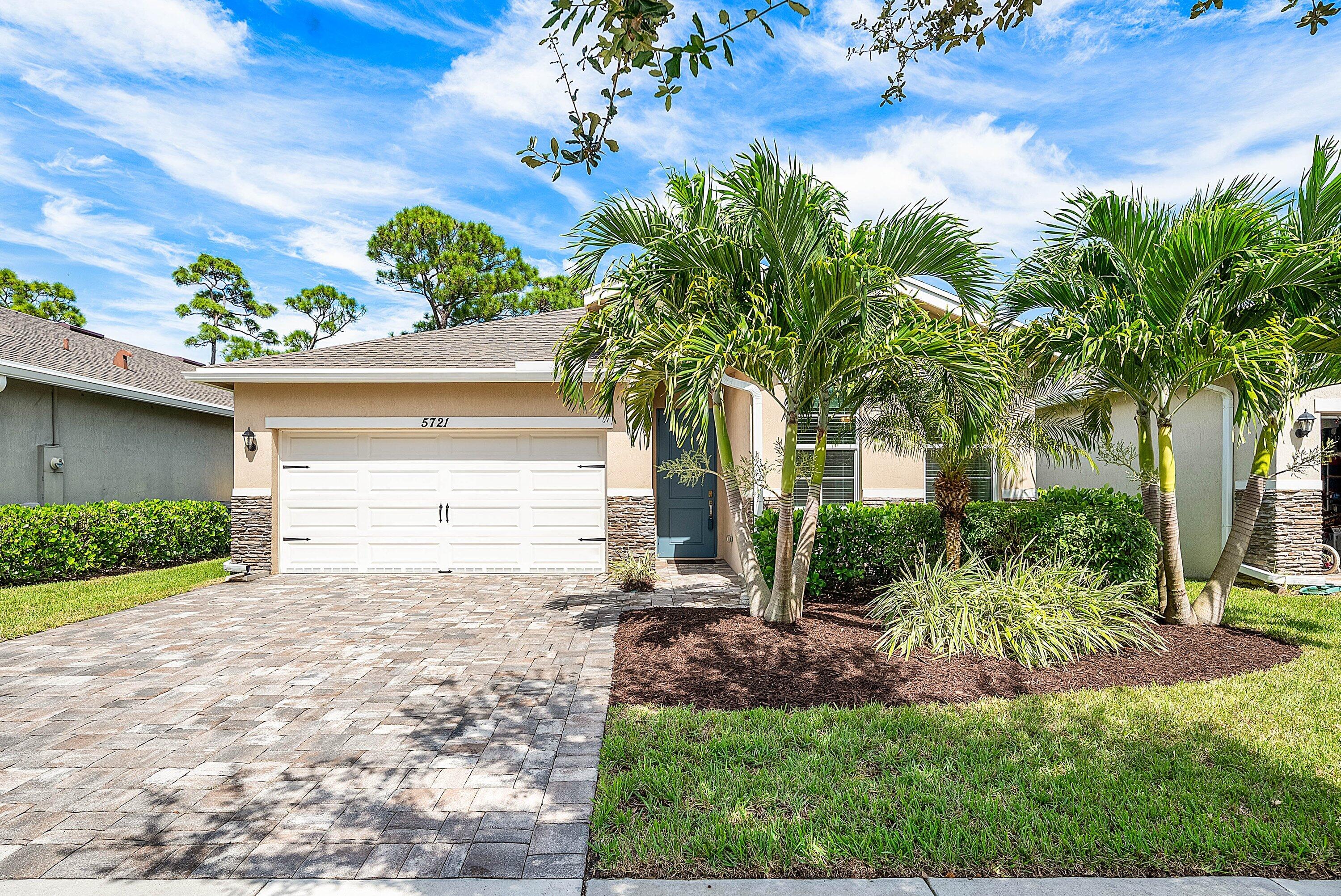 5721 SE Kawana Trail