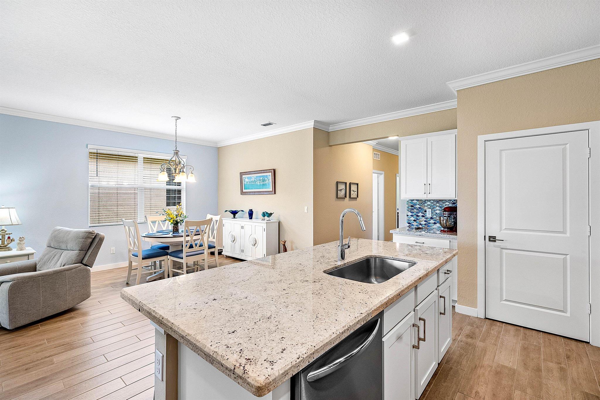 5721 SE Kawana Trail