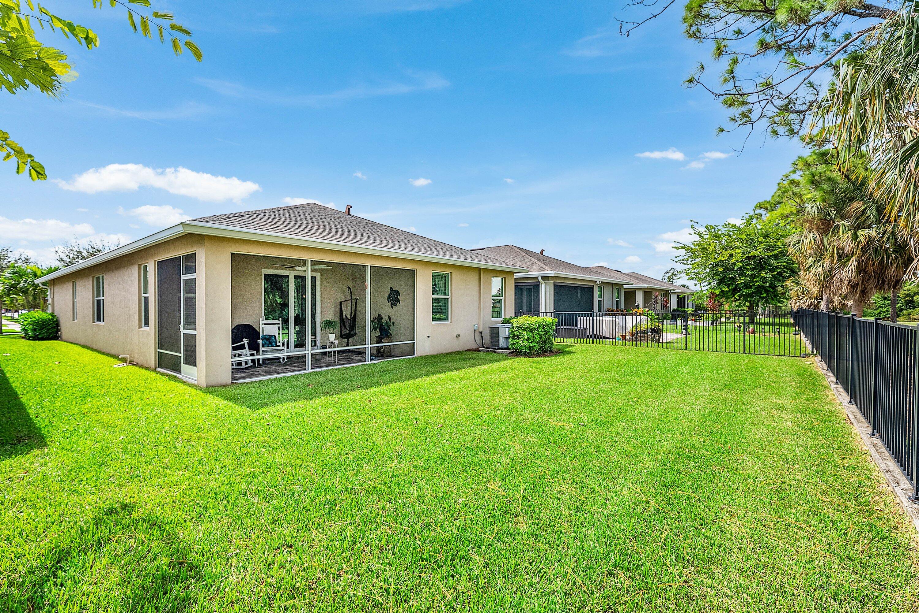 5721 SE Kawana Trail