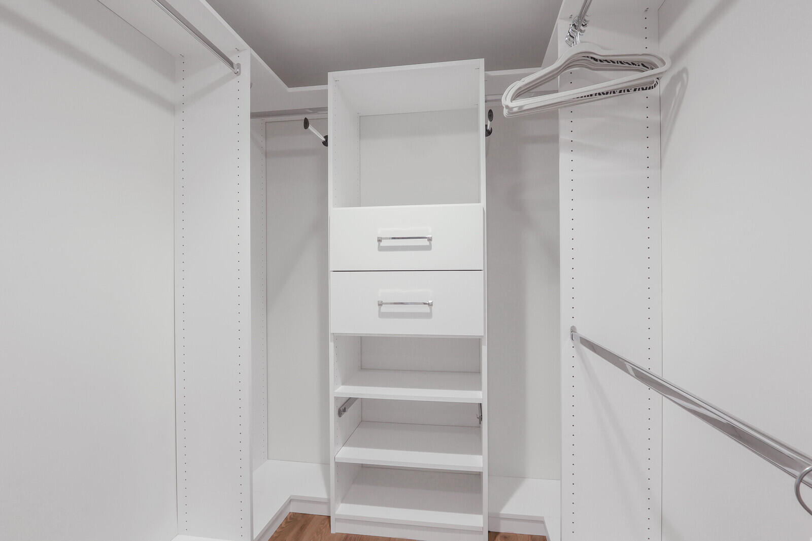 1000 N Us Highway 1 An104