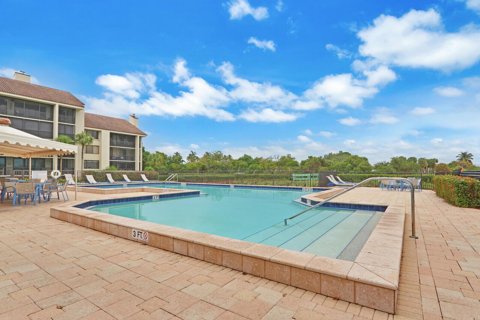 1000 N Us Highway 1 An104