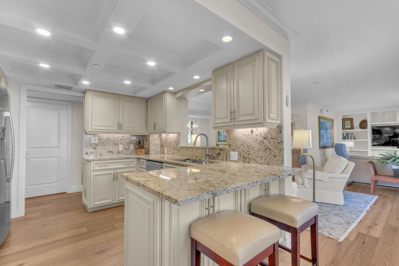 1000 N Us Highway 1 An104