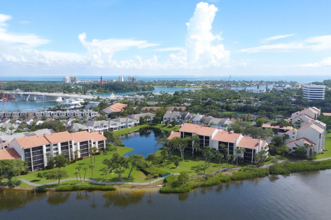 1000 N Us Highway 1 An104