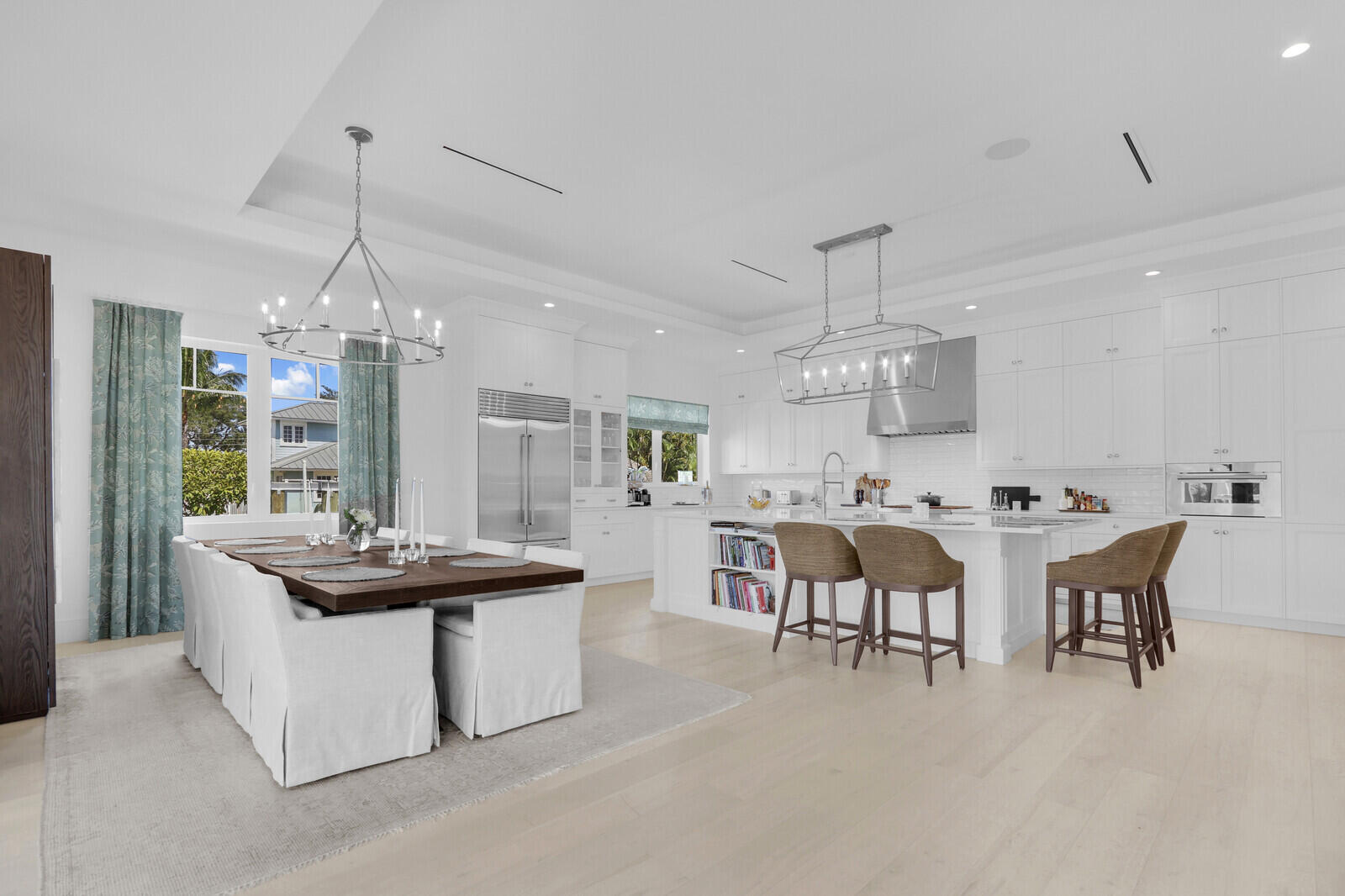 934 N Loxahatchee Drive