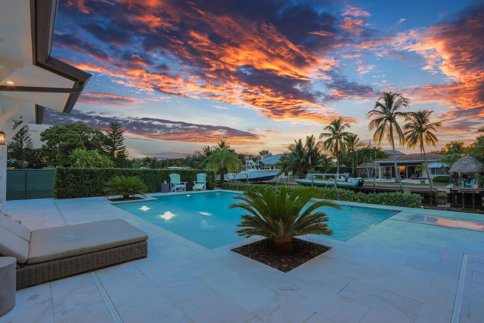 934 N Loxahatchee Drive