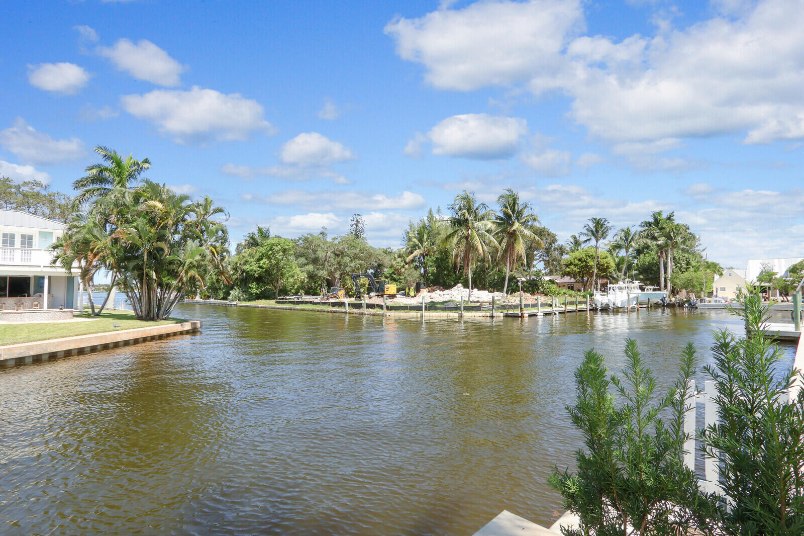 934 N Loxahatchee Drive