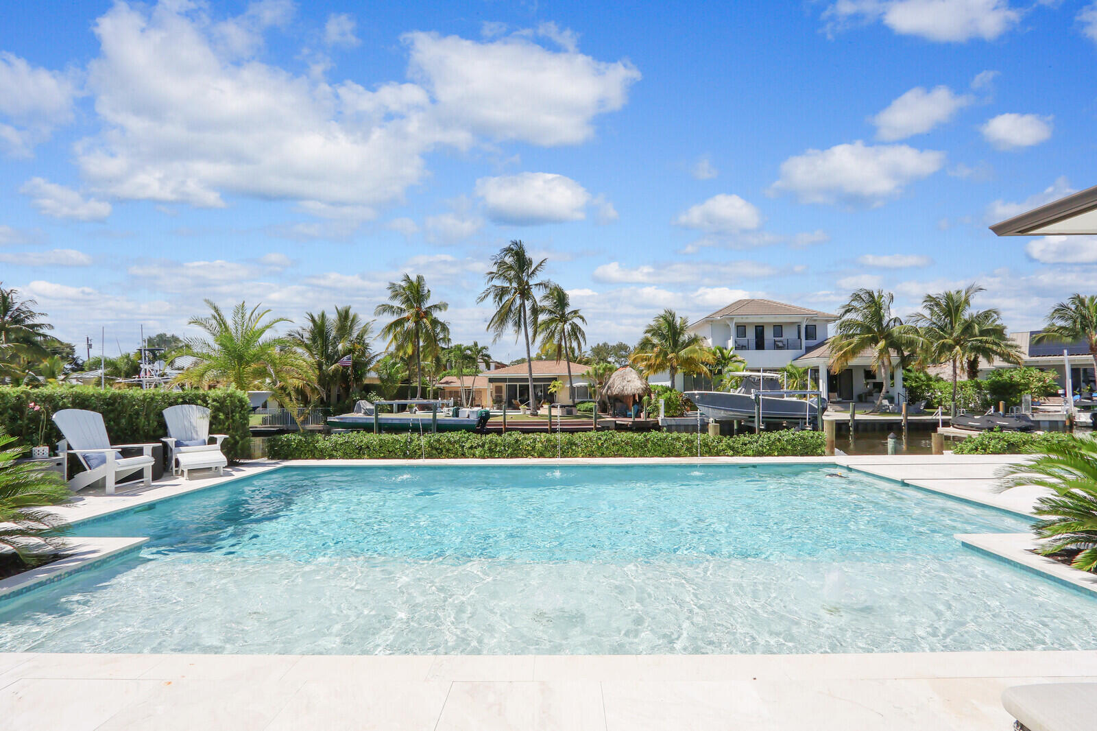 934 N Loxahatchee Drive