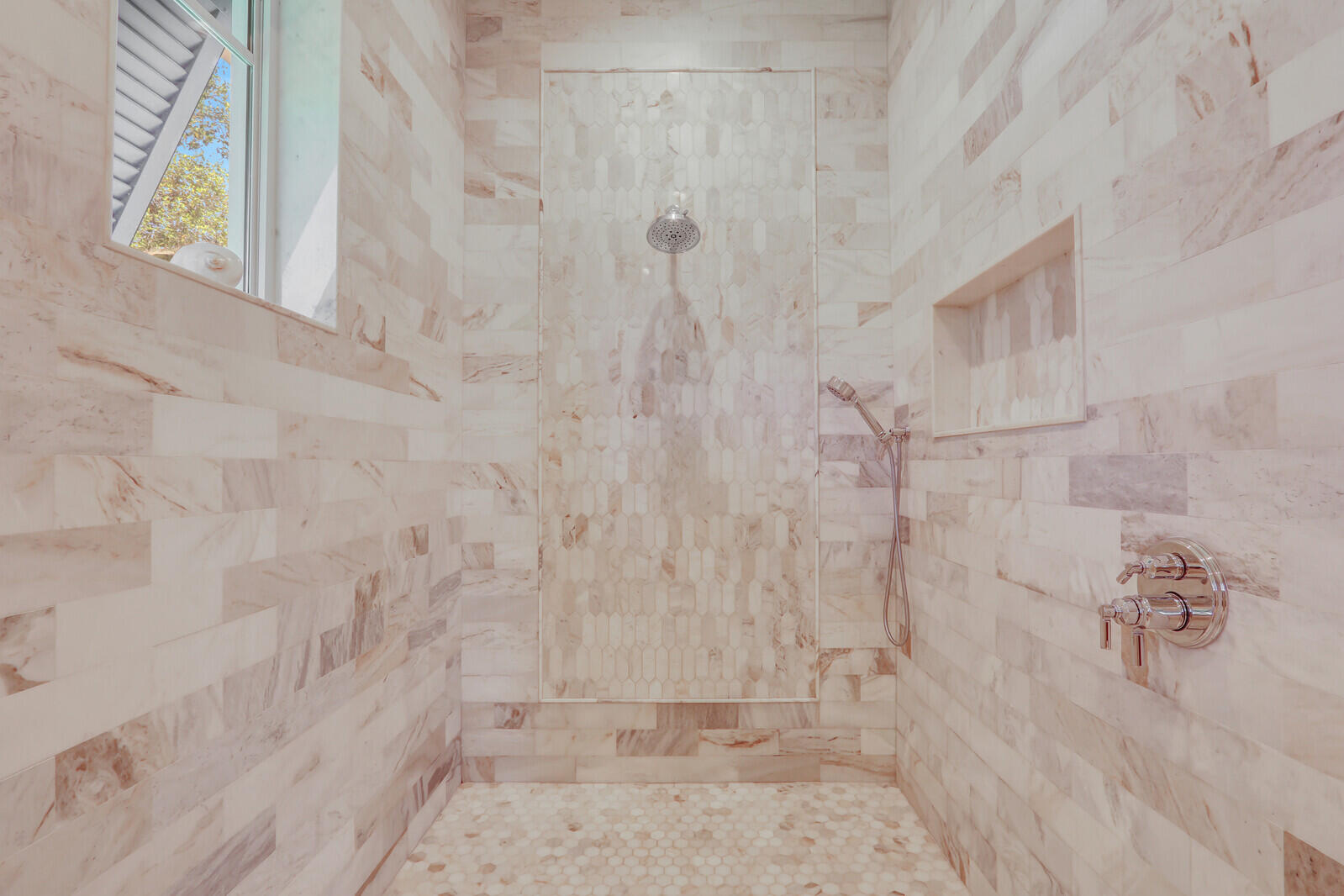 934 N Loxahatchee Drive