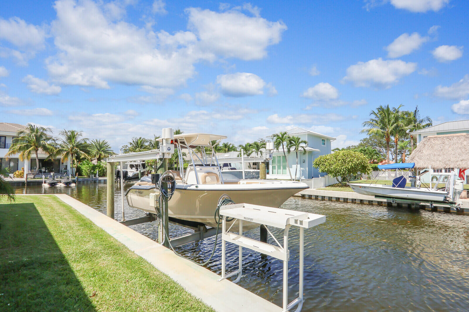 934 N Loxahatchee Drive