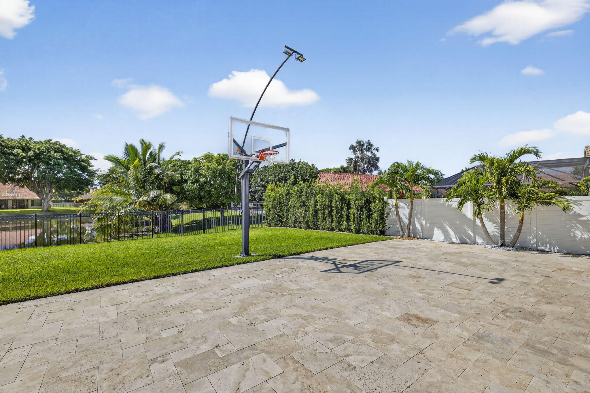 10424 Sail Place