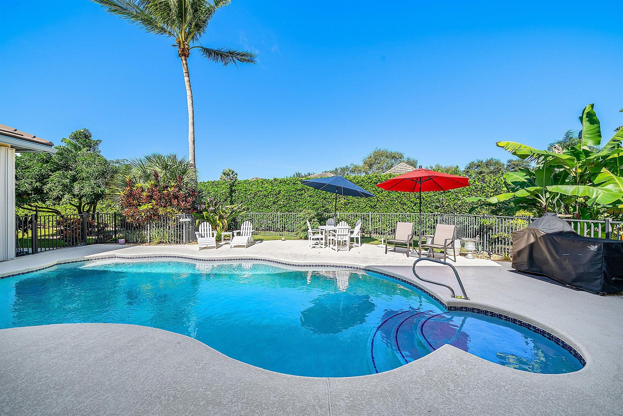 18670 SE Lakeside Way